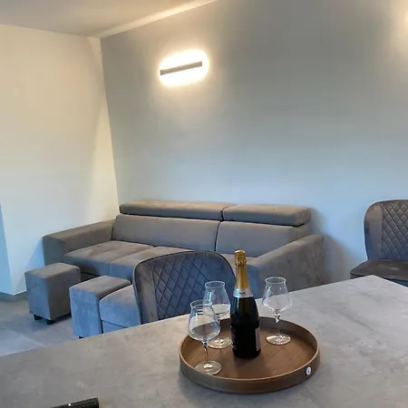 Franca Apartment Pilzone